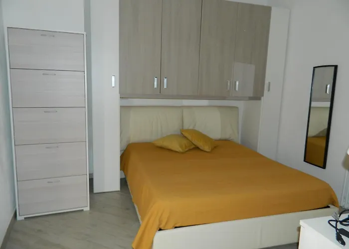 Casa La Mora شقة نارني