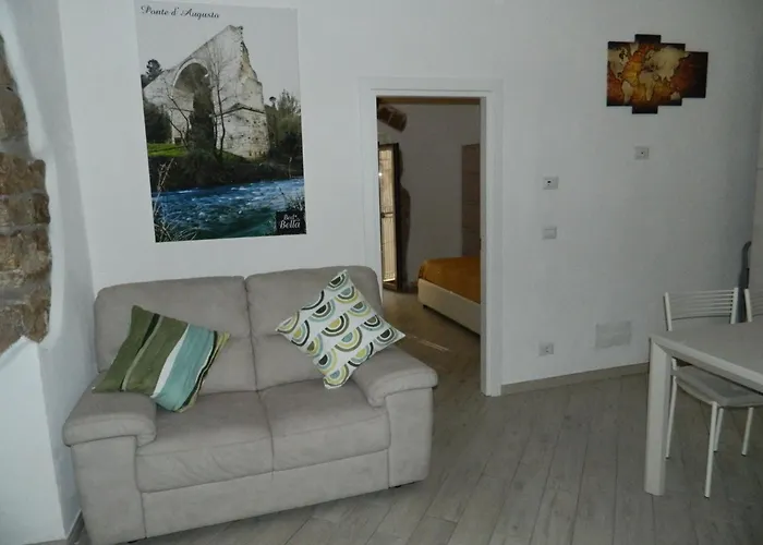 Casa La Mora نارني